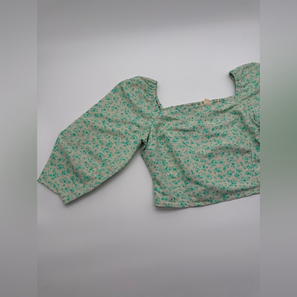 Levi's Women's Yvie Puff 3/4 Sleeve Cropped Blouse - Electric Green Floral NWT - Picture 5 of 11